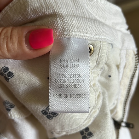 BCBG Capri Pants - Picture 3 of 3